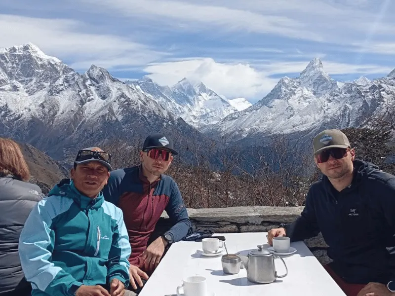 Hotel Everest View Heli Trek – 4 Days Luxury Trek helicopter tour in Nepal
